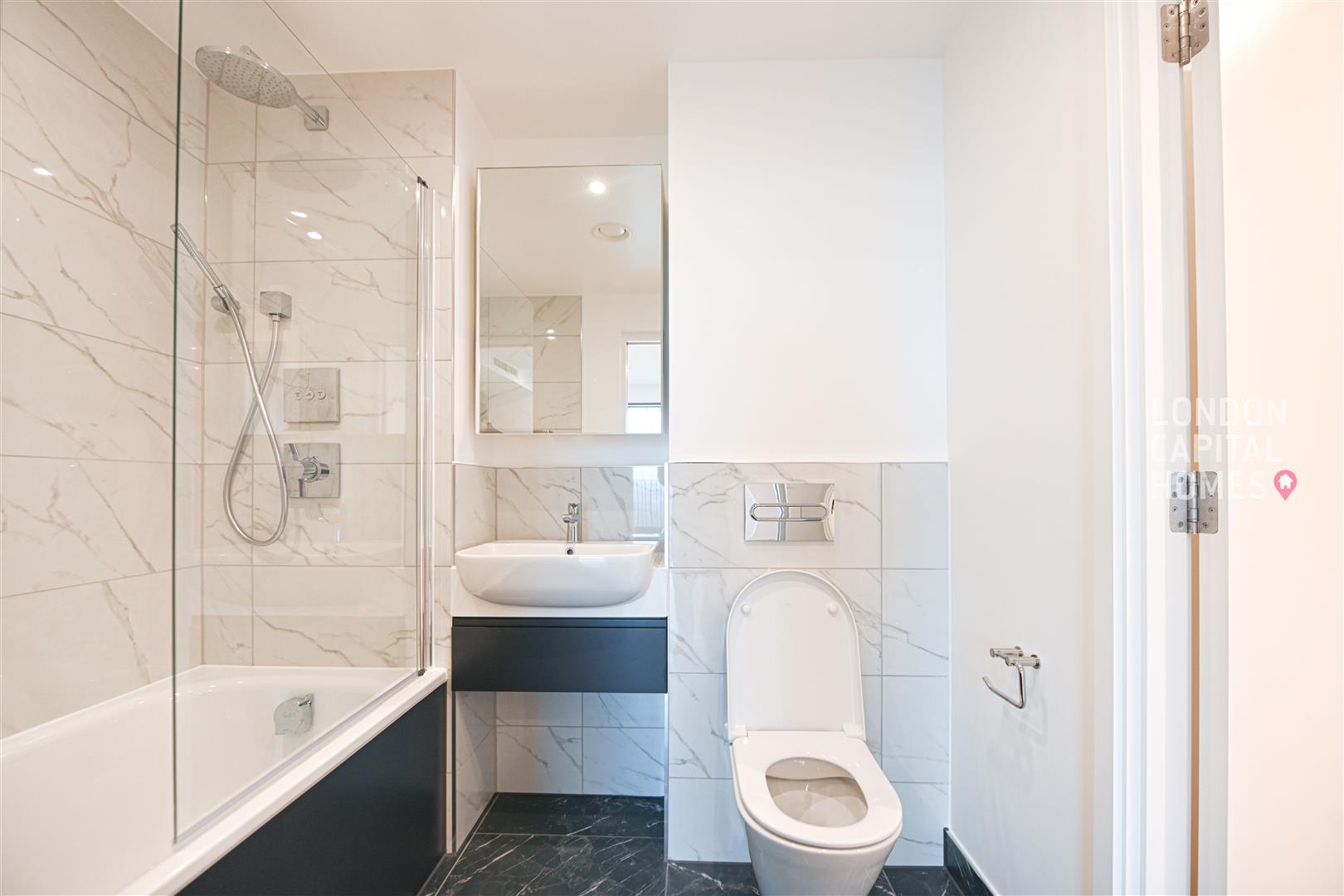 222 Marsh Wall, LONDON